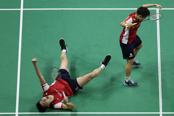 羽毛球进攻与防守打法详解，助你成为球场高手