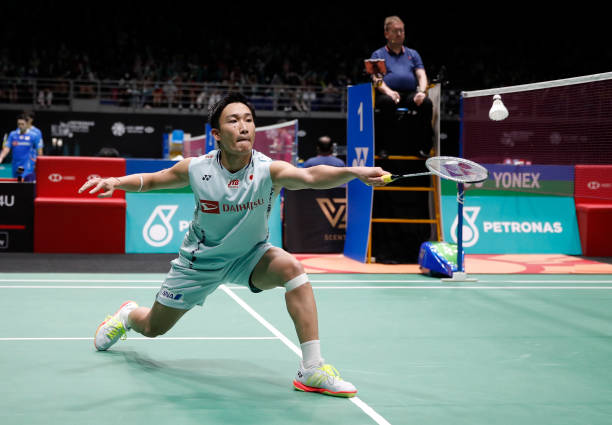 扣杀算不算犯规?羽毛球比赛中的进攻与规则边界