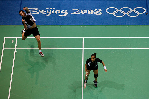 碳纤维羽毛球拍为何成为职业选手的首选？