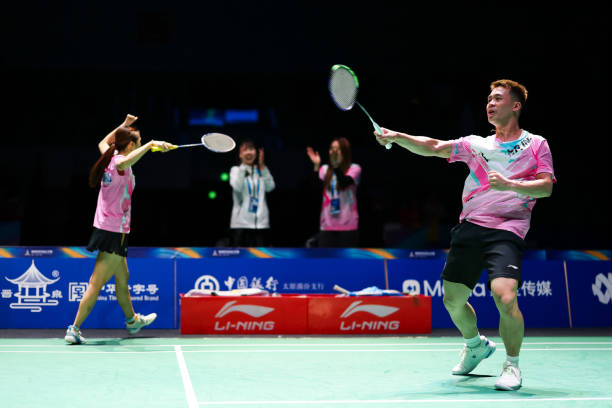 羽毛球新手必练！10个基础动作分解教学