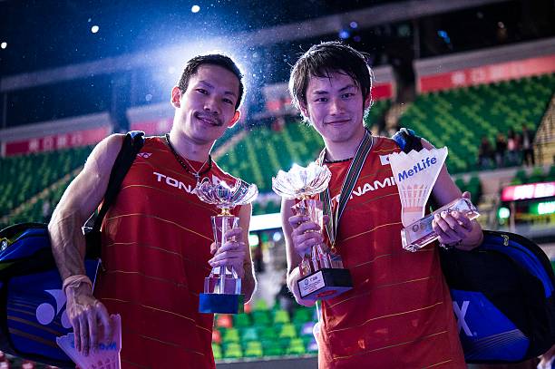 羽毛球双打配合秘籍：专业教学视频教你如何默契搭档