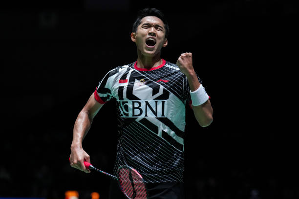 青少年羽毛球俱乐部报名指南:费用、课程与教练