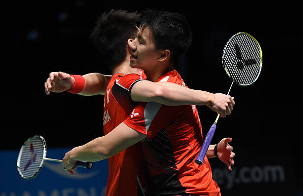 羽毛球双打比赛:配合技巧与注意事项