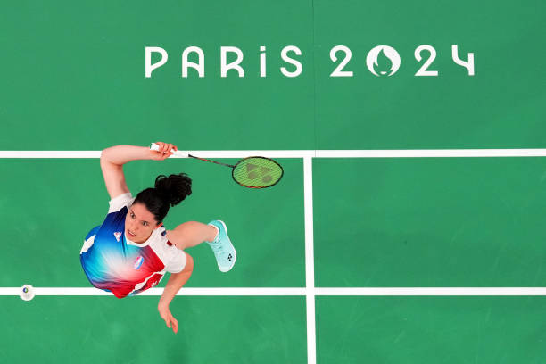 羽毛球发力方式详解:手腕、小臂、大臂如何协同发力?