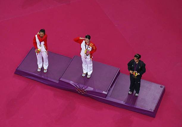 羽毛球双打一左一右站位:如何发挥最大优势