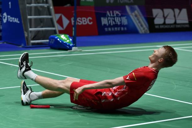 李宗伟励志墙纸:永不言败的羽球精神