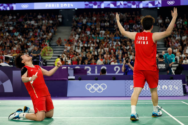 安赛龙的身材进化史：从青涩少年到肌肉猛男