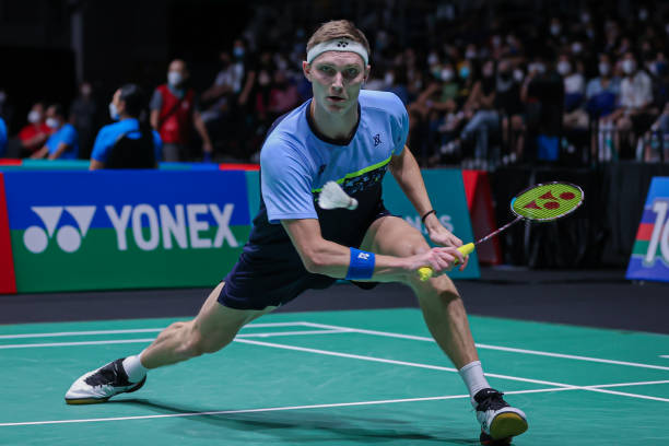 从入门到进阶：盘点那些价格亲民却超耐用的羽毛球拍