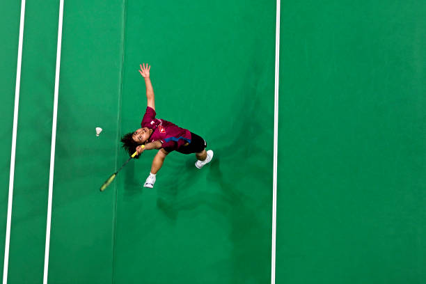 羽毛球高远球训练指南:提升你的后场稳定性