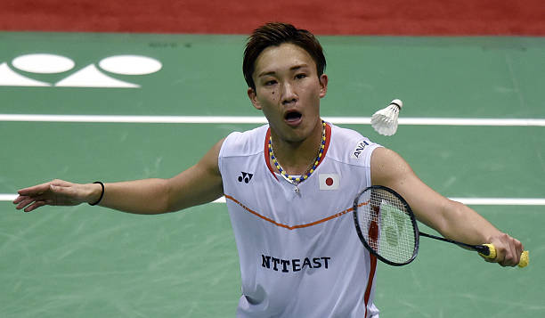 羽毛球反手防守发力技巧详解(附动作分解图