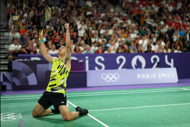 羽毛球规则图解大全:发球、得分与违例全解析