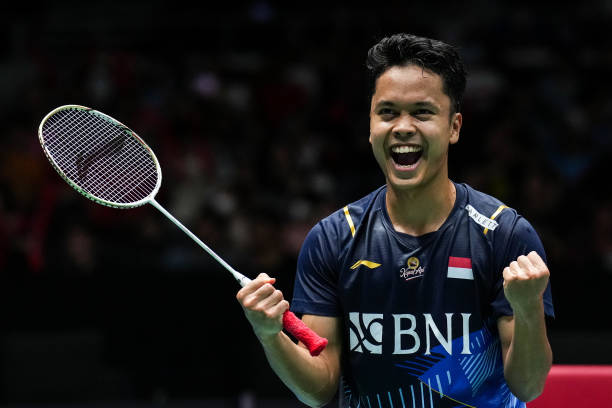 从握拍到击球：羽毛球扣杀技术的完整动作解析