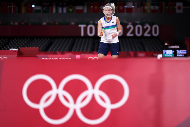 羽毛球拍品牌logo是如何印上去的？工厂工艺揭秘