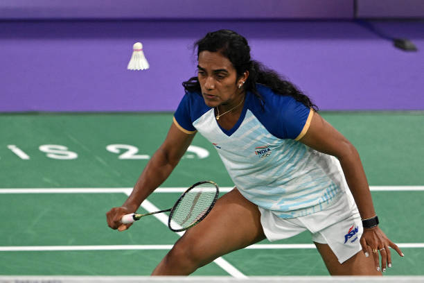 5U羽毛球拍轻量化优势与适用场景