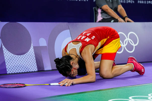 为什么羽毛球馆需要9米以上高度?专业解析