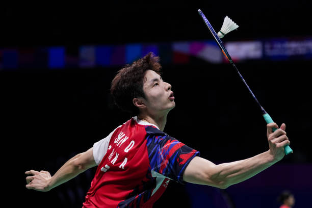 羽毛球单打双打技巧:自学视频完整版