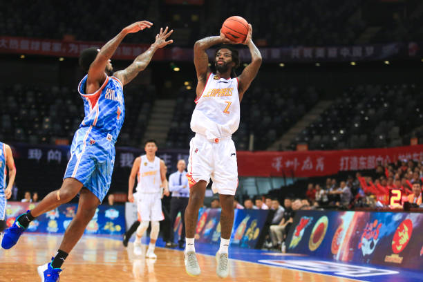 篮球让球盘详解:客队+5的常见误区与解答