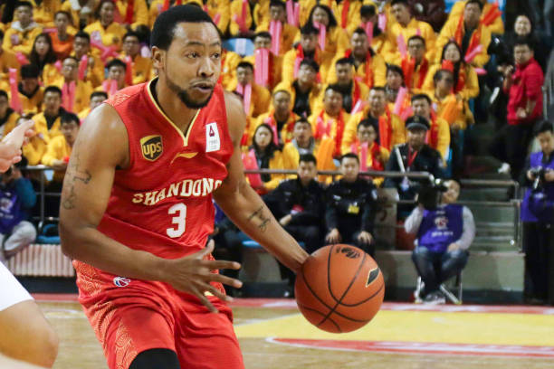 争议不断！虎扑球员评分排名背后的球迷情绪分析