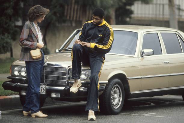 争议与荣耀：哈登职业生涯的双面性