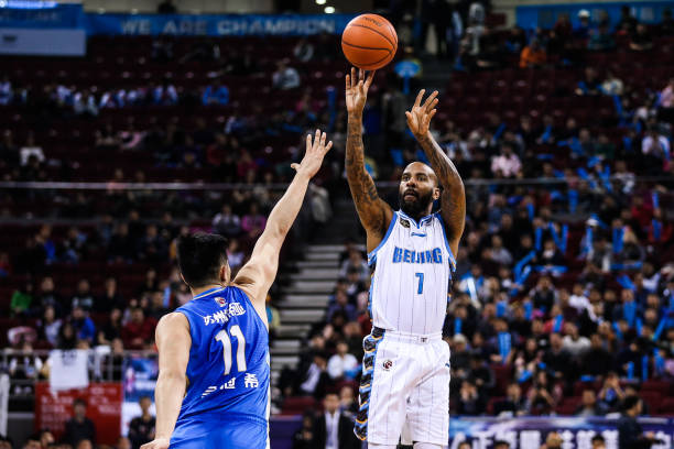 贾巴尔现在:NBA传奇的晚年生活与思想转变