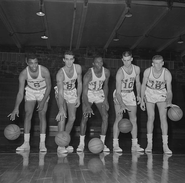 篮球位置之争：得分后卫和控球后卫，哪个更厉害？