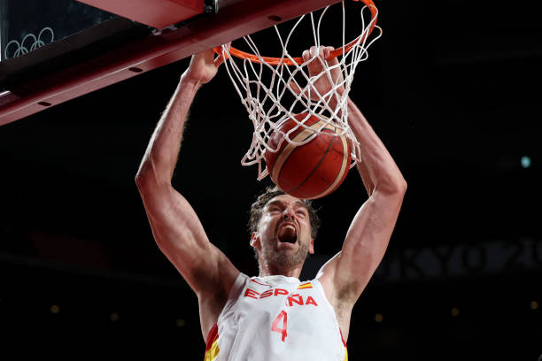 贾巴尔史密斯：NBA历史得分王的辉煌生涯