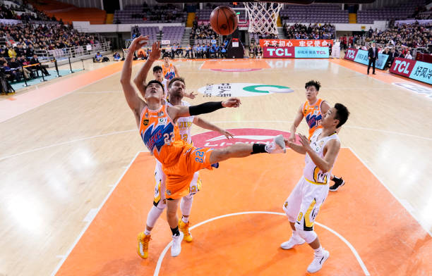 詹姆斯·哈登40分比赛完整回放:进攻火力全开