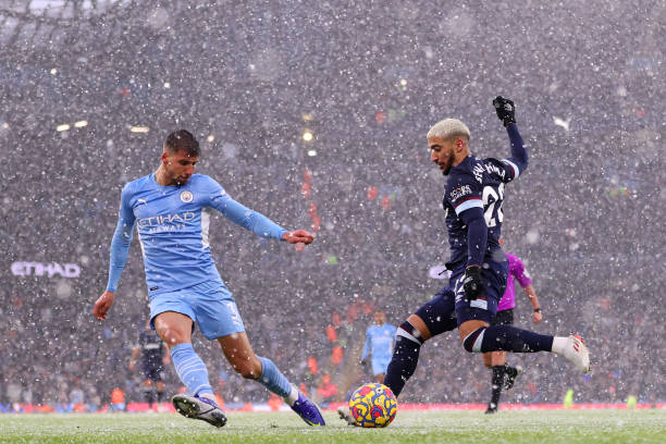 巴乔高清头像:捕捉绿茵场上的优雅瞬间