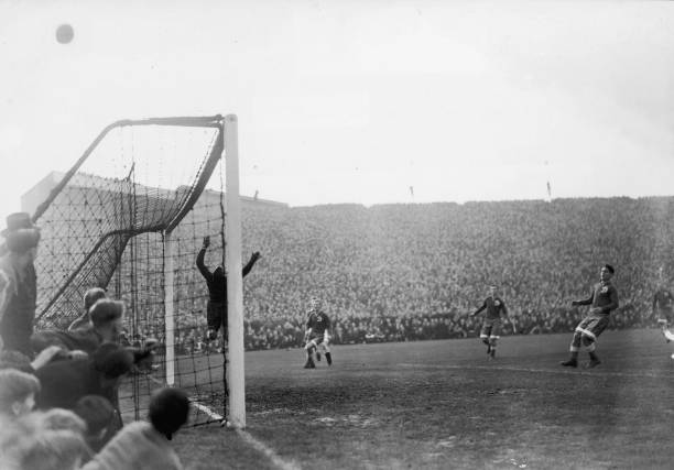 美国足球冠军联赛积分榜ds：球队表现与历史对比