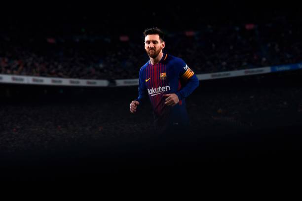 足球迷必备：今晚直播时间表