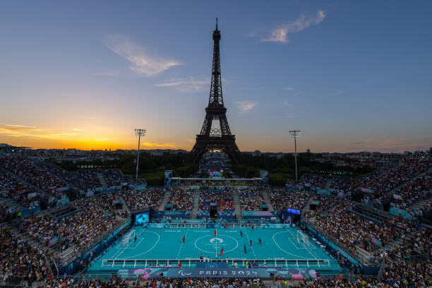 禁区内的任意球：规则解析与常见误区