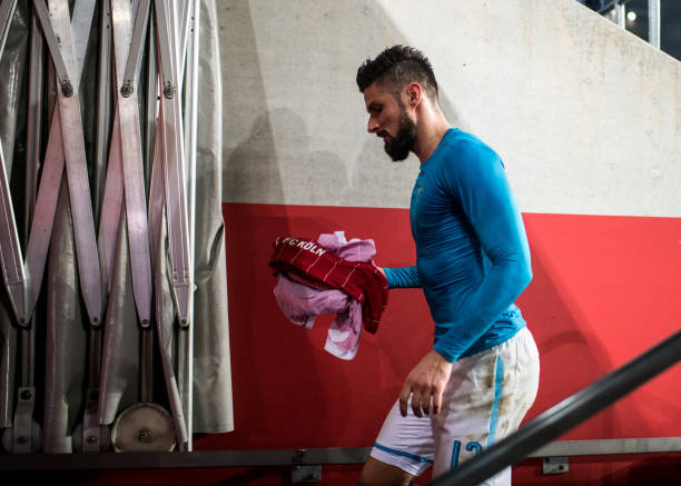 攻防枢纽：德国队中场球员在比赛中的关键作用