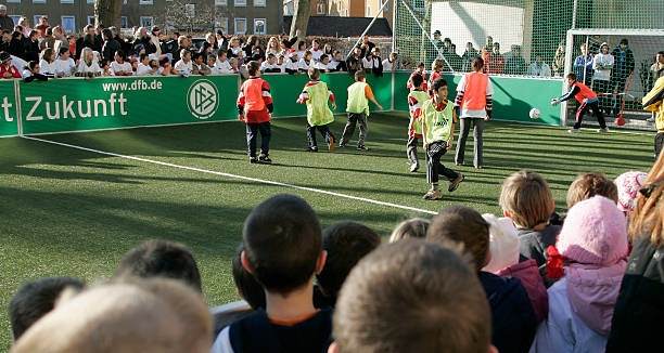 实况足球战队专属红包,完成任务轻松领