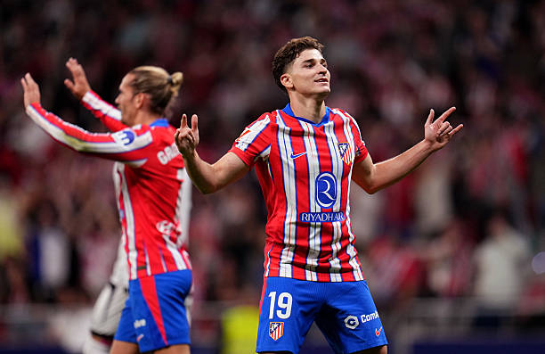 法甲积分榜更新:争冠与保级形势风云变幻