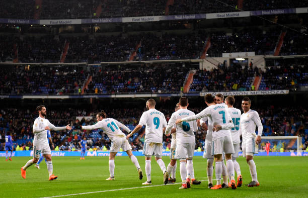 恒大足球亚冠夺冠:荣耀背后的教练与球员故事