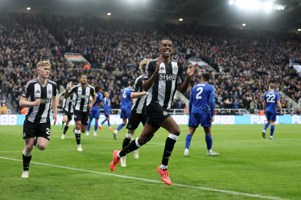 范巴斯滕妻子是谁?带你了解球王的感情世界