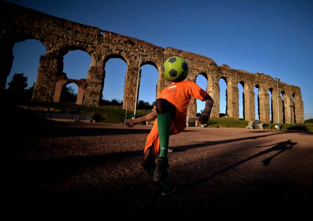 国米公布欧冠决赛名单：阿切尔比复出，帕瓦尔伤愈回归