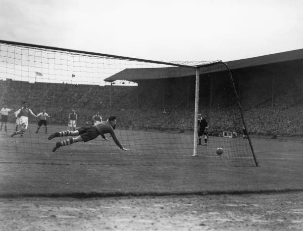 从马特乌斯到现代球员:体能训练理念的演进与发展