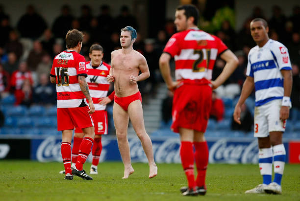 特点:强调“完整”体验,包括赛前赛后的所有环节