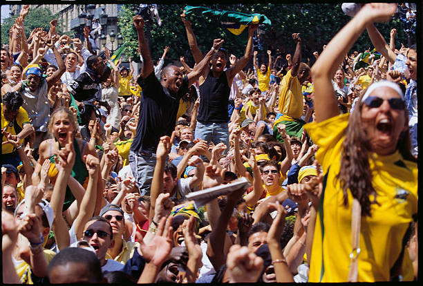 欧冠2020赛季赛程安排:关键比赛日期与时间一览