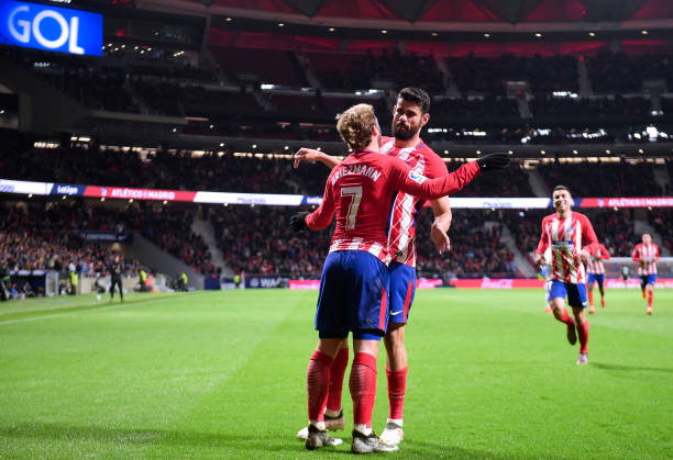 专业足球场尺寸要求:长和宽的具体标准是多少?