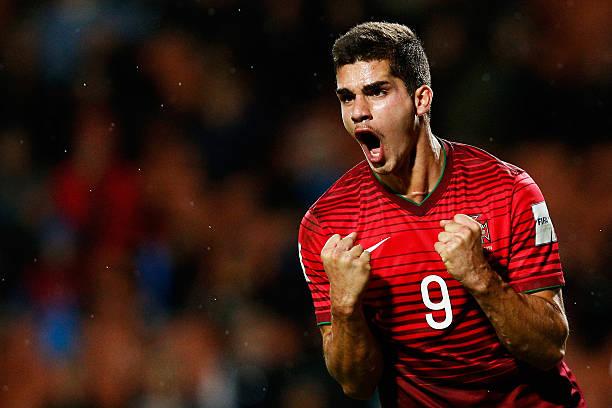 姆巴佩与申花传闻背后：中国足球的吸引力还剩多少？