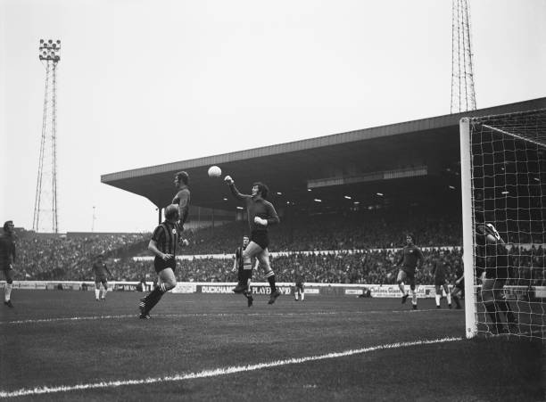 里昂最后一次法甲夺冠是在哪一年?后续表现如何?