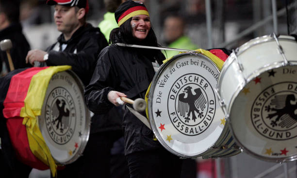 实况足球防守进阶指南：从新手到高手的必备技巧