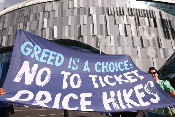 为什么罗纳尔多被称为“外星人”?答案在这里