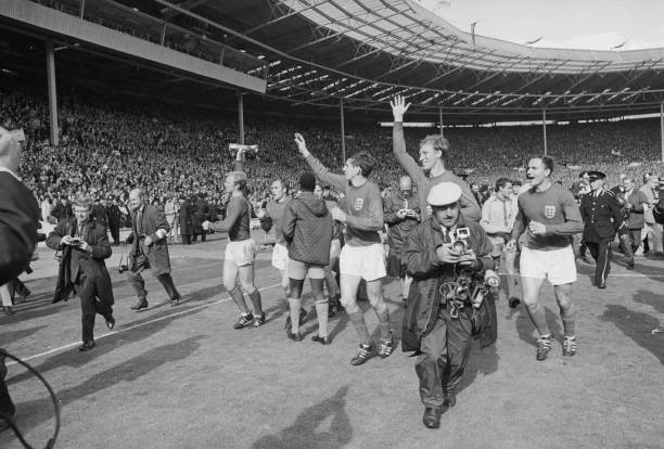 欧冠决赛场地变迁史:从1956年到今天