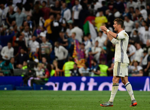 贝克汉姆的家庭生活：与维多利亚的爱情故事