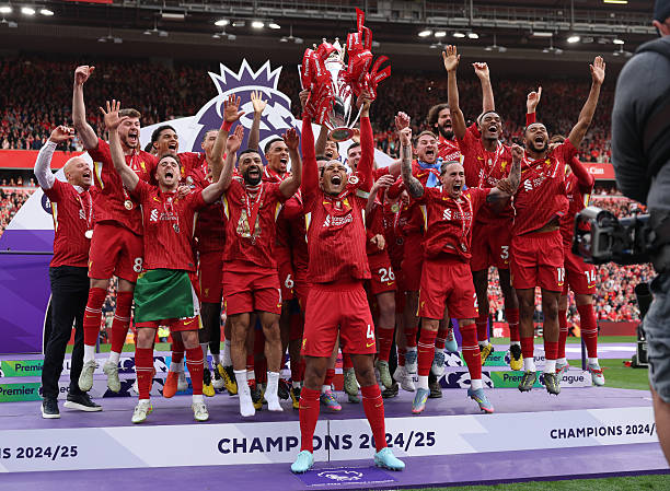 欧冠比赛开球时间全解析:每场具体几点开始?