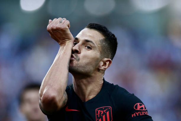 法国足球名宿点评:德尚的战术调整引发热议