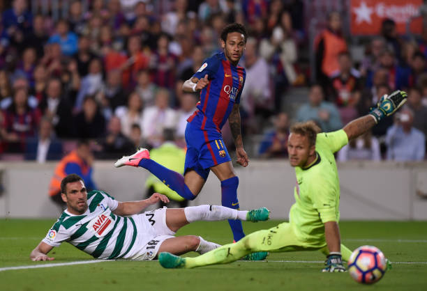 > 不止于比分：深度解析6月17日重要足球比赛的战术与数据